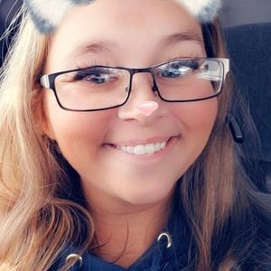 Meet your Posher, Stephani